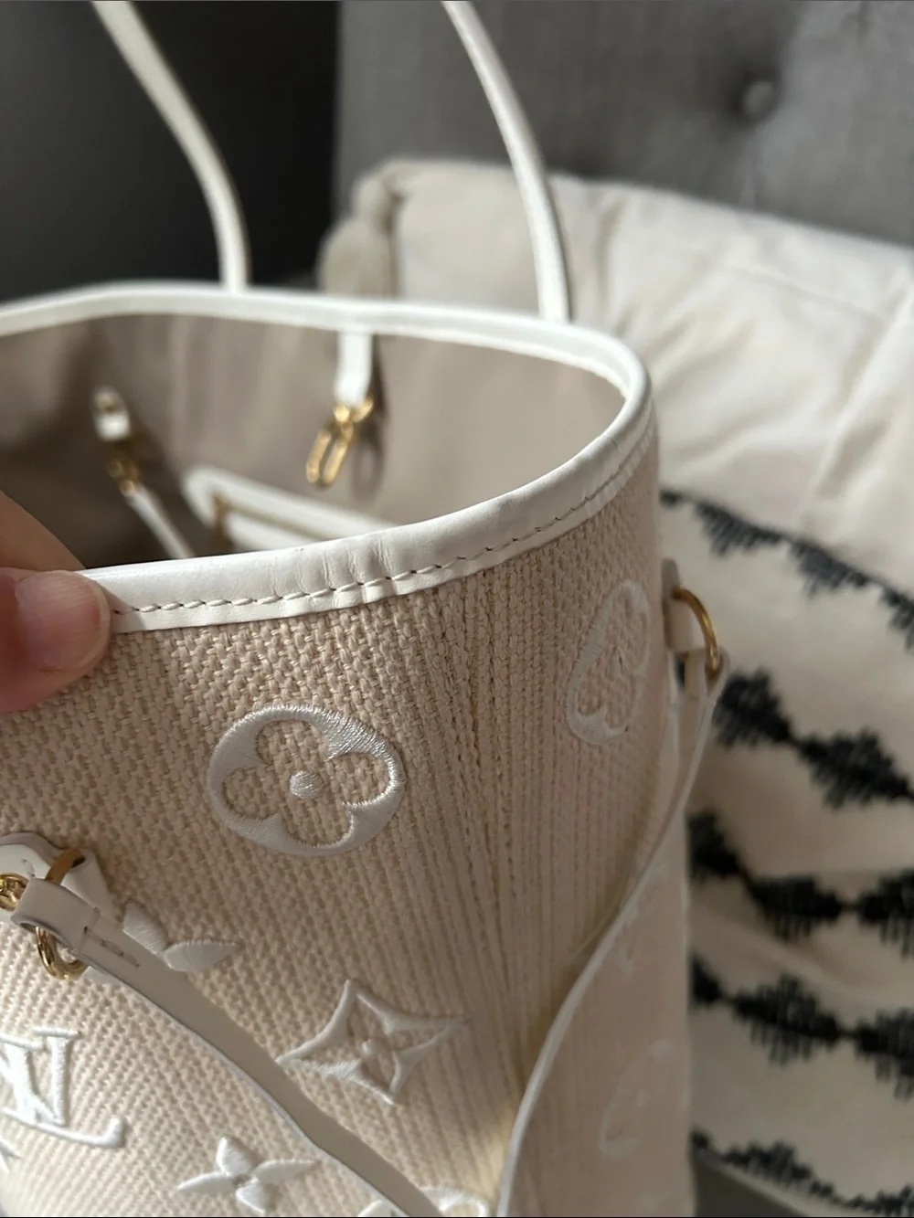 Louis Vuitton Monogram Embroidered Neverfull MM Tote🌟RARE🌟